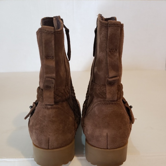 Teva De La Vina Suede Boot size 6.5 - Picture 4 of 7